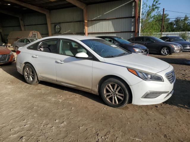 5NPE24AF5FH124397 - 2015 HYUNDAI SONATA SE WHITE photo 4