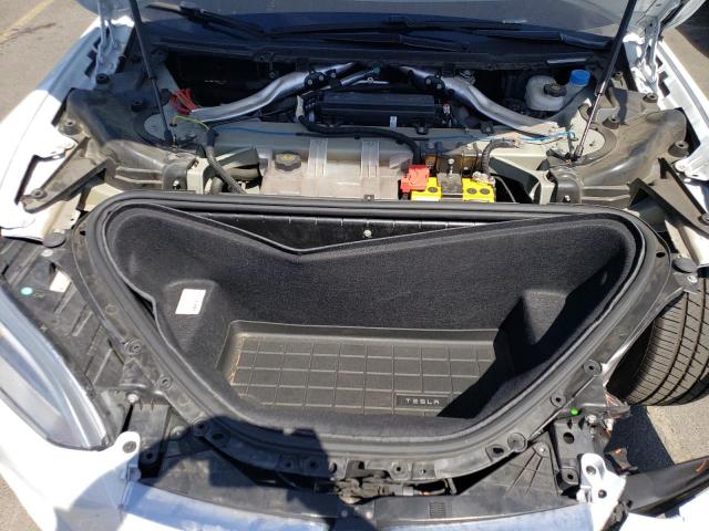 5YJSA1E24JF290686 - 2018 TESLA MODEL S თეთრი ფოტო 11