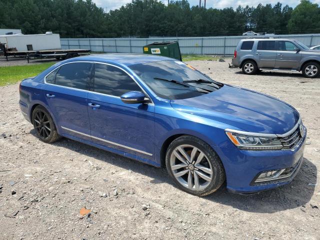 1VWGT7A36HC067099 - 2017 VOLKSWAGEN PASSAT SE BLUE photo 4