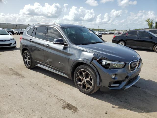 WBXHU7C31H5H36956 - 2017 BMW X1 SDRIVE28I GRAY photo 4