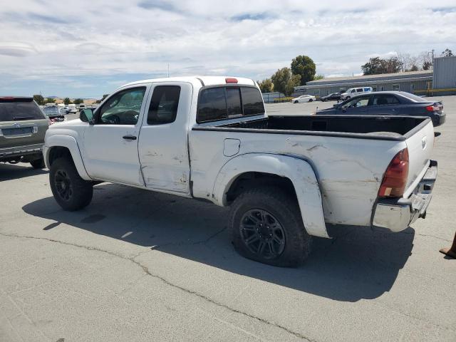 5TETU62N07Z462355 - 2007 TOYOTA TACOMA PRERUNNER ACCESS CAB WHITE photo 2