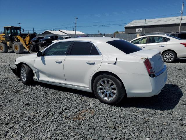 2C3CCAAG1EH175239 - 2014 CHRYSLER 300 WHITE photo 2