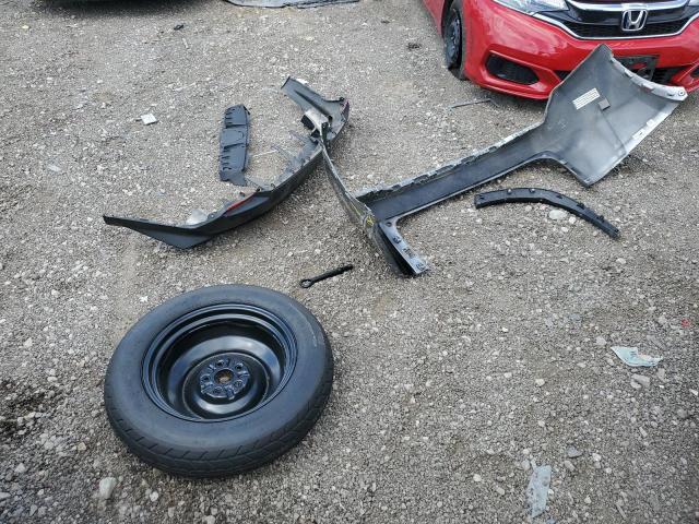 JTJYARBZ7K2148795 - 2019 LEXUS NX 300 BASE Gümüş foto 13