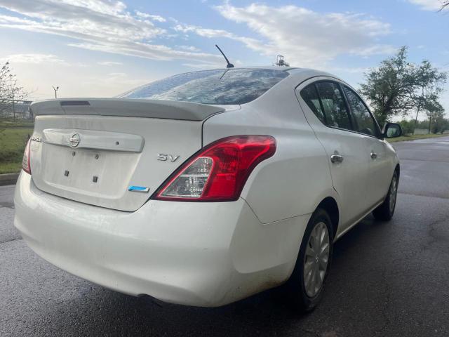 3N1CN7APXEL864960 - 2014 NISSAN VERSA S WHITE photo 4