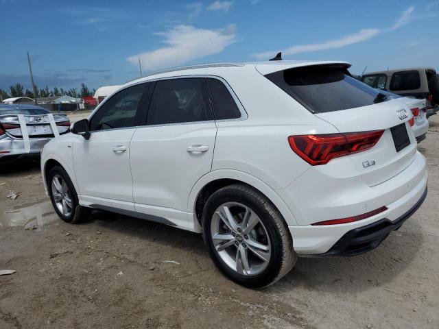 WA1DECF31L1079371 - 2020 AUDI Q3 PREMIUM S LINE WHITE photo 2