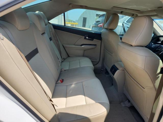 4T4BF1FK0CR240900 - 2012 TOYOTA CAMRY BASE WHITE photo 10