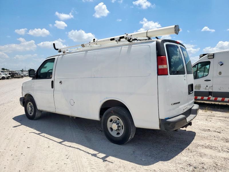 1GCWGFCA1D1903044 - 2013 CHEVROLET EXPRESS G2 Blanc photo 2