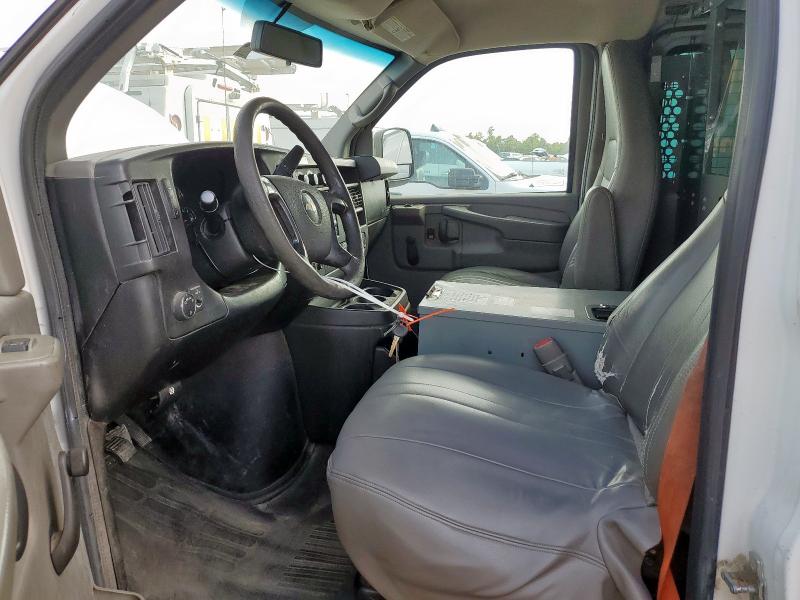 1GCWGFCA1D1903044 - 2013 CHEVROLET EXPRESS G2 Blanc photo 7