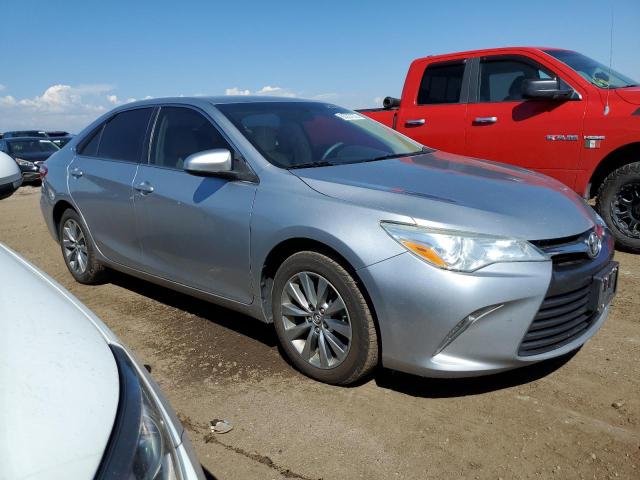 4T4BF1FK7FR494091 - 2015 TOYOTA CAMRY LE SILVER photo 4