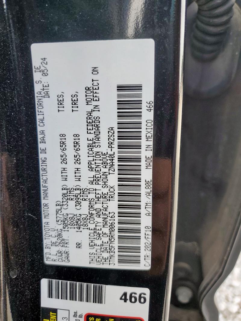 3TMKB5FN5RM006163 - 2024 TOYOTA TACOMA DOUBLE CAB შავი ფოტო 12