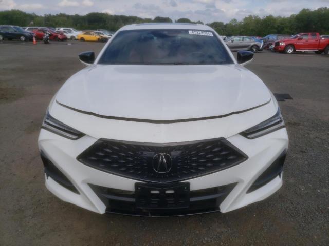 19UUB6F52NA001509 - 2022 ACURA TLX TECH A WHITE photo 5