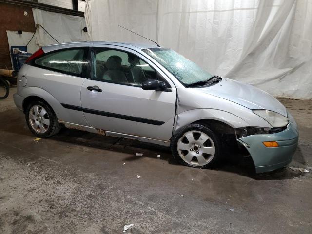 3FAFP31392R207284 - 2002 FORD FOCUS ZX3 SILVER photo 4