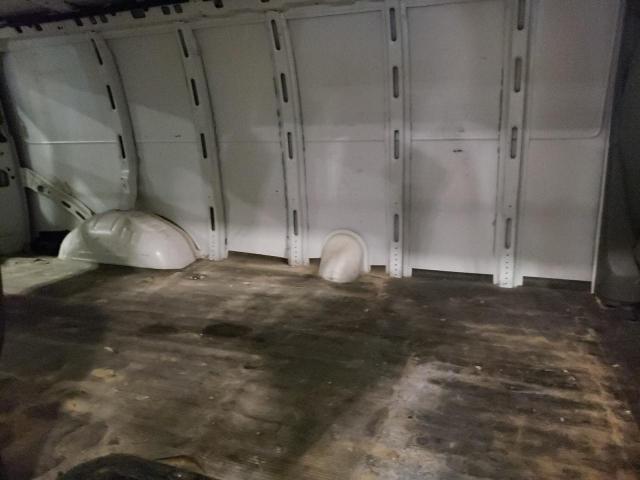 1GCZGHF78M1178132 - 2021 CHEVROLET EXPRESS G3 WHITE photo 11