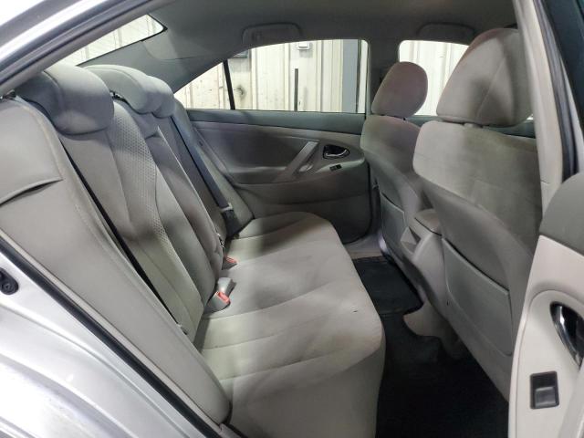 4T1BE46K28U791092 - 2008 TOYOTA CAMRY CE فضي صورة 10