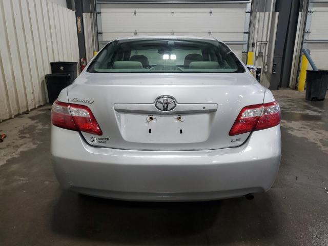 4T1BE46K28U791092 - 2008 TOYOTA CAMRY CE فضي صورة 6