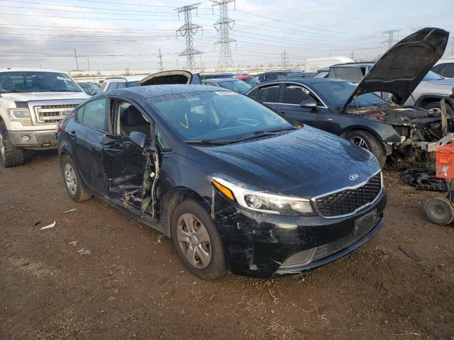 3KPFK4A79HE020256 - 2017 KIA FORTE LX BLACK photo 4