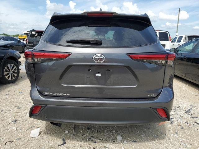 5TDGZRAH0NS122343 - 2022 TOYOTA HIGHLANDER XLE Gümüş foto 6