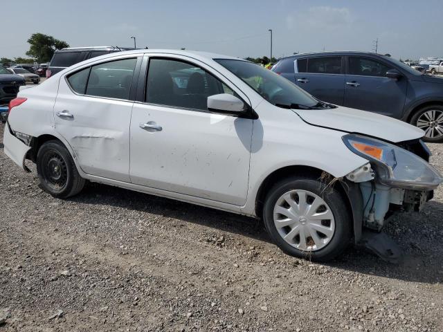 3N1CN7AP7GL833507 - 2016 NISSAN VERSA S WHITE photo 4