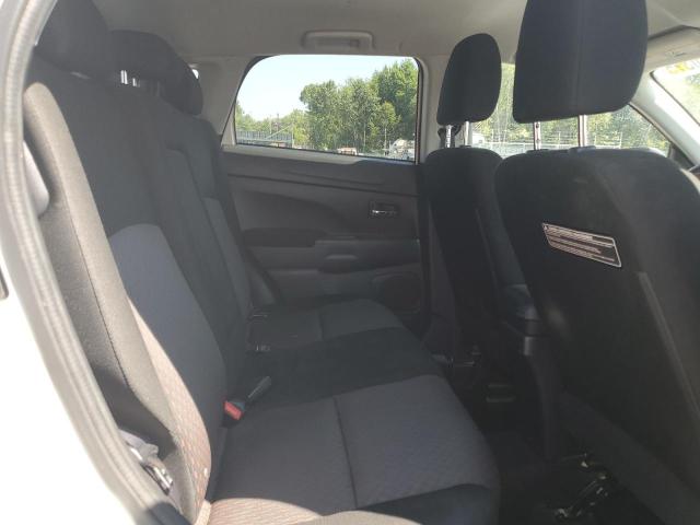 JA4AR3AU4JU008927 - 2018 MITSUBISHI OUTLANDER ES 白色 照片 11