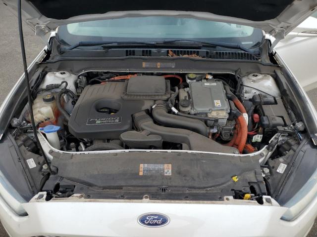 3FA6P0PUXDR235516 - 2013 FORD FUSION SE PHEV WHITE photo 11