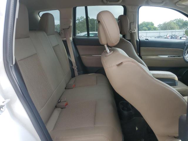 1C4NJCEA7HD115169 - 2017 JEEP COMPASS LATITUDE WHITE photo 11