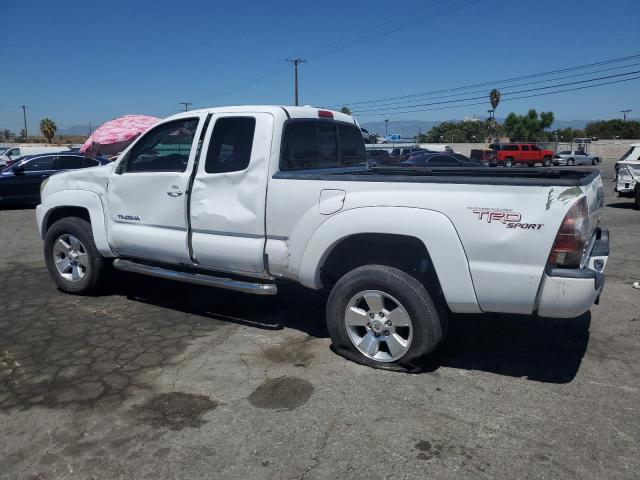 5TETU62N39Z664058 - 2009 TOYOTA TACOMA PRERUNNER ACCESS CAB WHITE photo 2