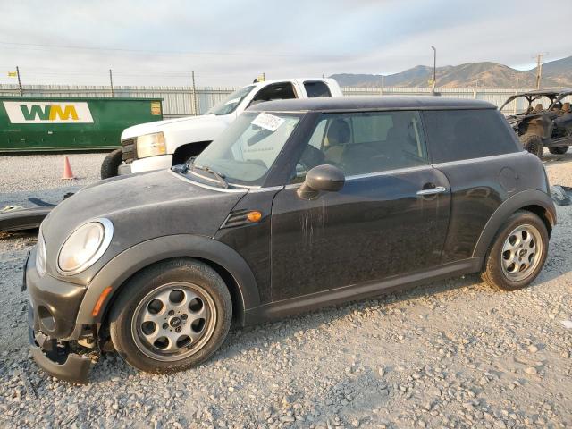 2013 MINI COOPER, 