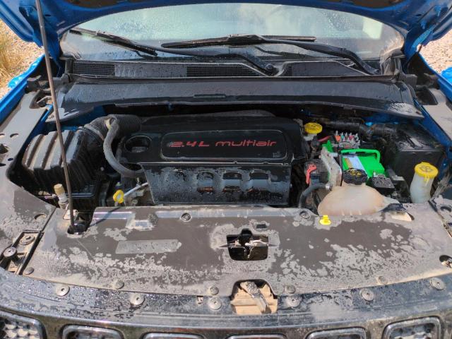 3C4NJCBB5JT407724 - 2018 JEEP COMPASS LATITUDE Bleu photo 11