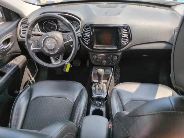 3C4NJCBB5JT407724 - 2018 JEEP COMPASS LATITUDE Bleu photo 8