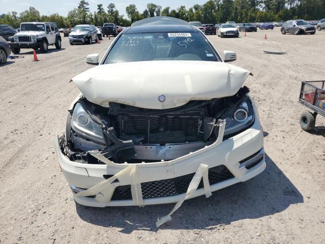 WDDGJ5HB8CF885442 - 2012 MERCEDES-BENZ C 350 WHITE photo 5