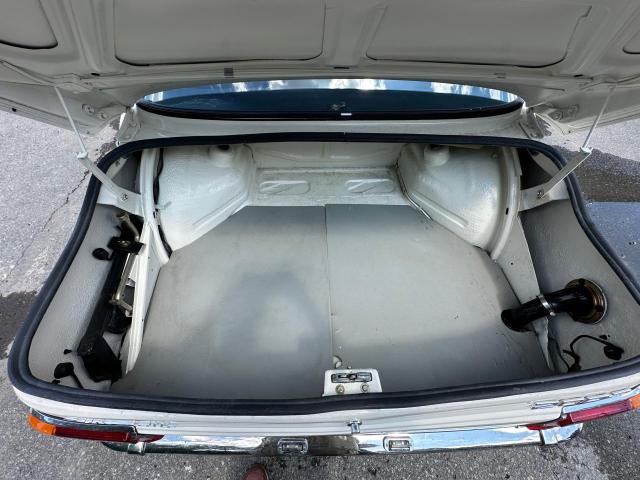 4280399 - 1974 BMW 2002 WHITE photo 11