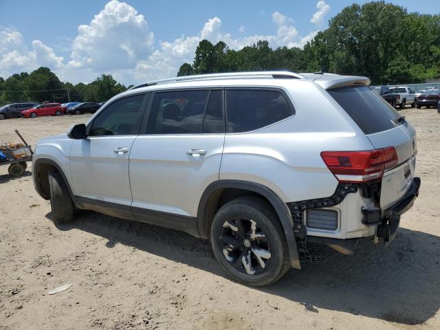 1V2KR2CA0JC523869 - 2018 VOLKSWAGEN ATLAS SE SILVER photo 2