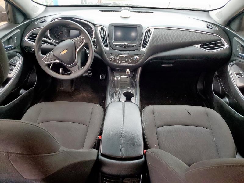 1G1ZD5ST3JF140664 - 2018 CHEVROLET MALIBU LT Plata foto 8