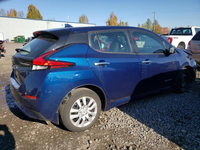 1N4AZ1CP5KC319765 - 2019 NISSAN LEAF S BLUE photo 3