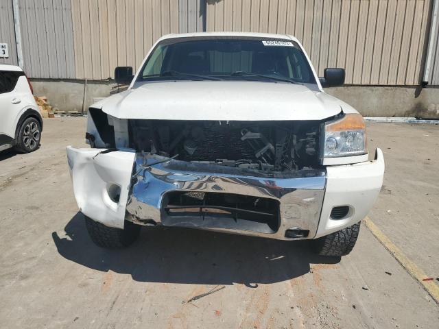 1N6AA07C98N303792 - 2008 NISSAN TITAN XE WHITE photo 5