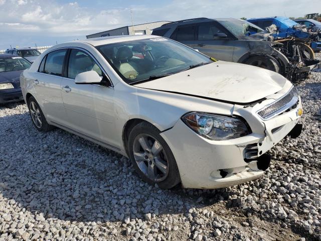 1G1ZD5EB7AF297455 - 2010 CHEVROLET MALIBU 2LT WHITE photo 4