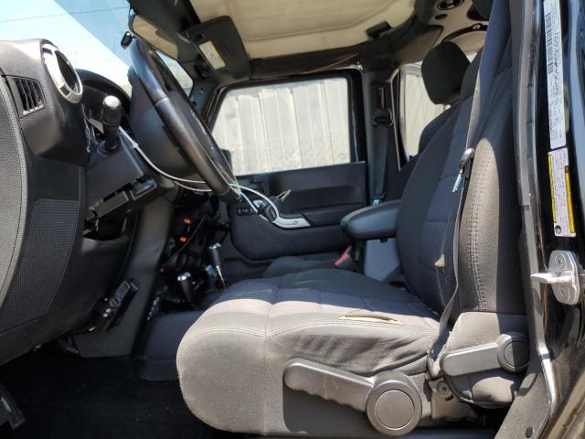 1C4BJWEG2CL130525 - 2012 JEEP WRANGLER UNLIMITED SAHARA BLACK photo 7