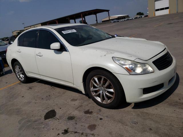 JNKBV61F88M275859 - 2008 INFINITI G35 WHITE photo 4