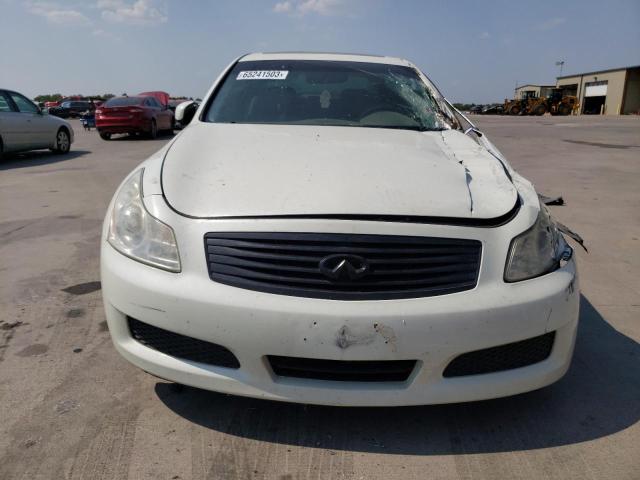 JNKBV61F88M275859 - 2008 INFINITI G35 WHITE photo 5