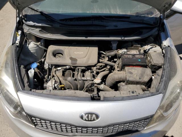 KNADM4A38H6119068 - 2017 KIA RIO LX SILVER photo 11