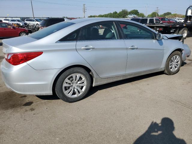 5NPEB4AC1CH366153 - 2012 HYUNDAI SONATA GLS SILVER photo 3