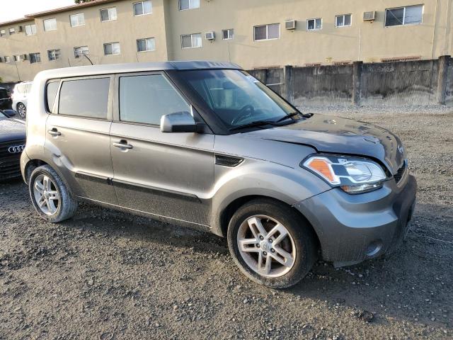 KNDJT2A22B7208110 - 2011 KIA SOUL !/+/S + GRAY photo 4