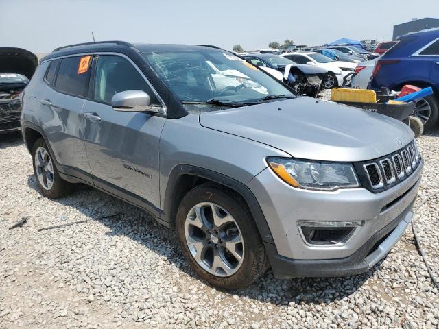 3C4NJDCB5KT766965 - 2019 JEEP COMPASS LIMITED SILVER photo 4