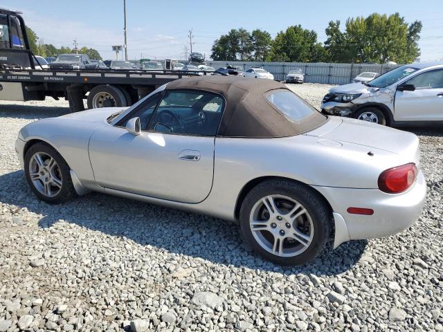 JM1NB353940402707 - 2004 MAZDA MX-5 MIATA BASE SILVER photo 2