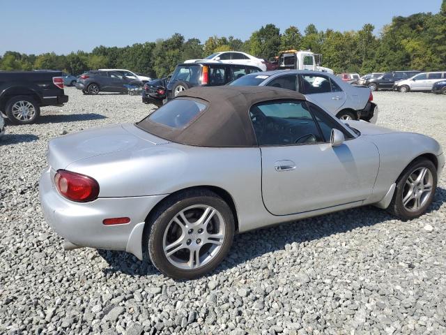 JM1NB353940402707 - 2004 MAZDA MX-5 MIATA BASE SILVER photo 3