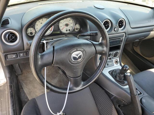 JM1NB353940402707 - 2004 MAZDA MX-5 MIATA BASE SILVER photo 8