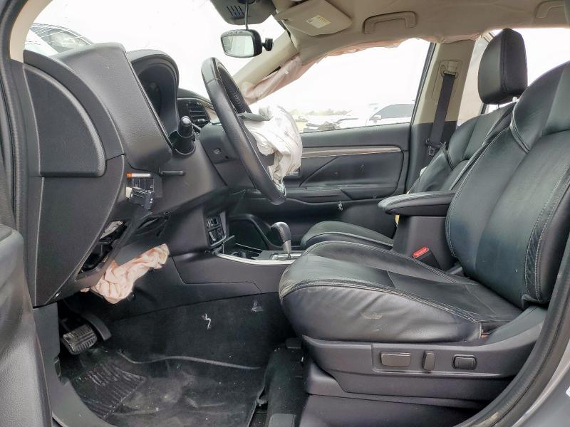 JA4AD3A30LZ030614 - 2020 MITSUBISHI OUTLANDER SE 银色 照片 7