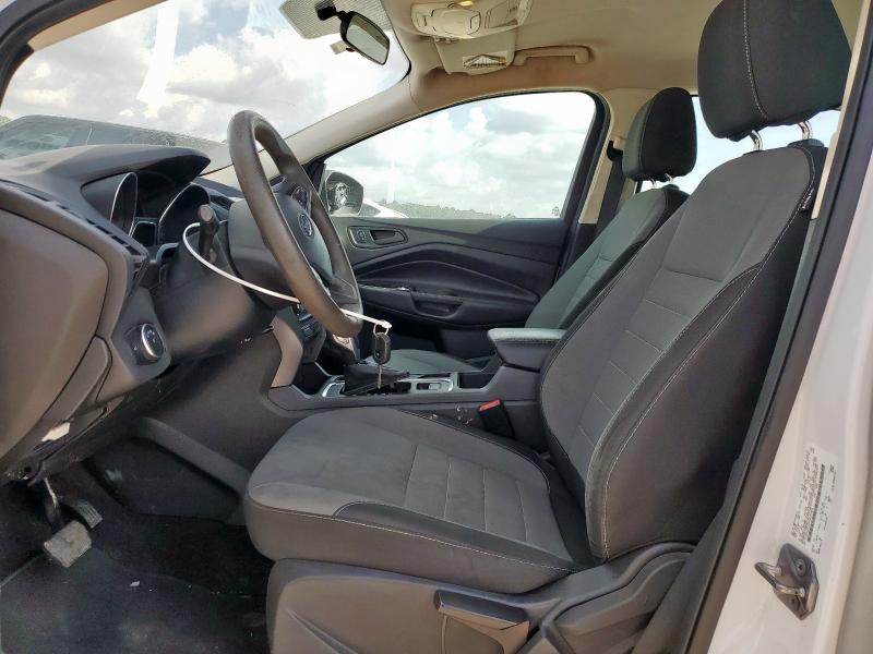 1FMCU0F73HUC07469 - 2017 FORD ESCAPE S 白色 照片 7