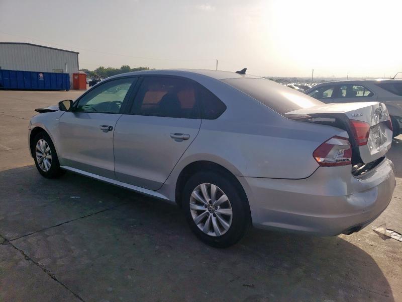 1VWAT7A37FC020019 - 2015 VOLKSWAGEN PASSAT S SILVER photo 2