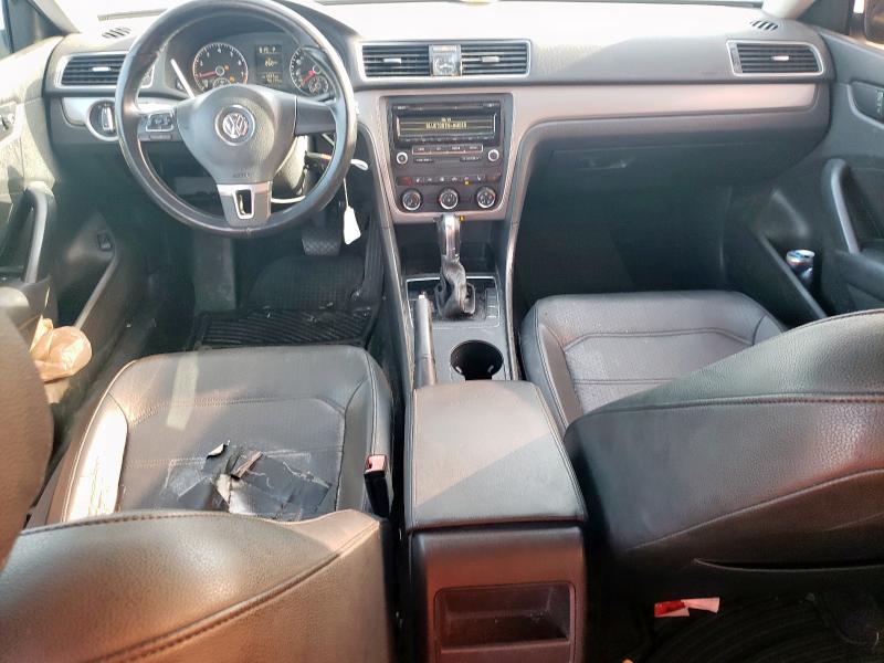 1VWAT7A37FC020019 - 2015 VOLKSWAGEN PASSAT S SILVER photo 8